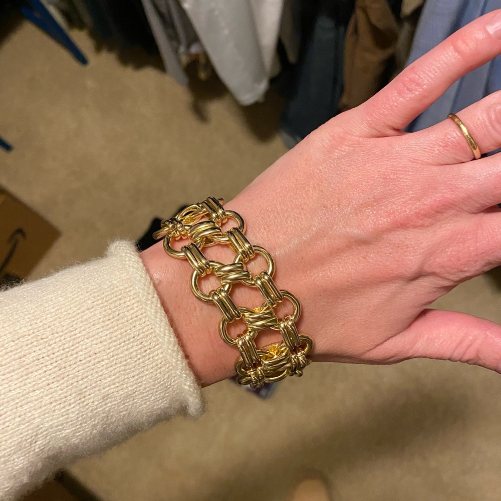 Premier Designs Chunky Gold Tone Toggle Bracelet